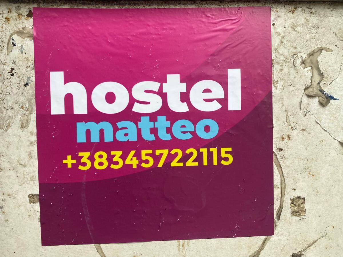 Hostel Matteo พริสตีนา ภายนอก รูปภาพ